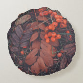 赤い果実と茶色の紅葉 ラウンドクッション (裏面)
