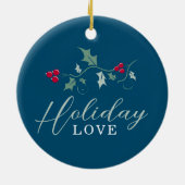 赤い果実は青いクリスマスの写真に緑のホリー セラミックオーナメント (裏面)