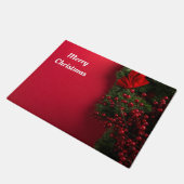 赤い果実を持つクリスマスリース ドアマット (アングル)