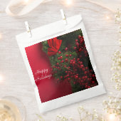 赤い果実を持つクリスマスリース フェイバーバッグ (クリップ留めされた状態)