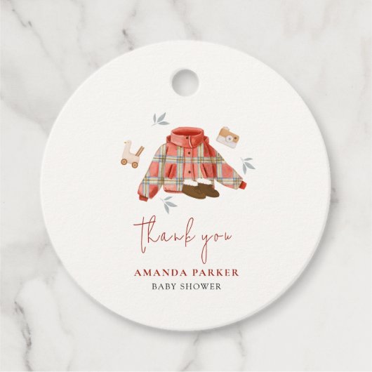 赤い格子縞の冬の服の赤ちゃんシャワーありがとう フェイバータグ (正面)