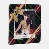 赤い格子縞の贈り物包まれたと金ゴールド弓の現在の写真 セラミックオーナメント (右)