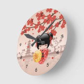 赤い桜こけし人形 - 日本の芸者 ラージ壁時計 (傾斜)
