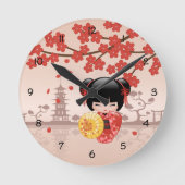 赤い桜こけし人形 - 日本の芸者 ラージ壁時計 (正面)