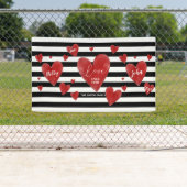 赤い水彩画のハートは及び縞で飾ります 横断幕 (インサイチュ)