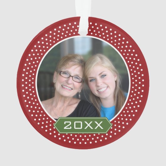 赤い水玉模様とカスタム年の写真 オーナメント (裏面)