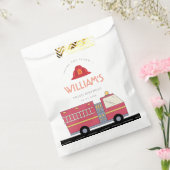 赤い消防士アラーム消防車の誕生日用品 フェイバーバッグ (封をした状態)