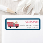 赤い消防士アラーム消防車の誕生日用品 ラベル (インサイチュ)