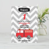 赤い消防車の誕生日招待状のための男の子または女の子 招待状 (スタンド正面)