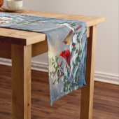 赤い深紅色とホリーが雪の中 ショートテーブルランナー (インサイチュ)