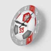 赤い灰色のチーム色のサッカーストライプ選手 ラウンド壁時計 (傾斜)