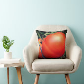 赤い熟した庭のトマトのつる植物 クッション (椅子)