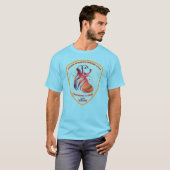 赤い犬と青 Tシャツ (正面フル)
