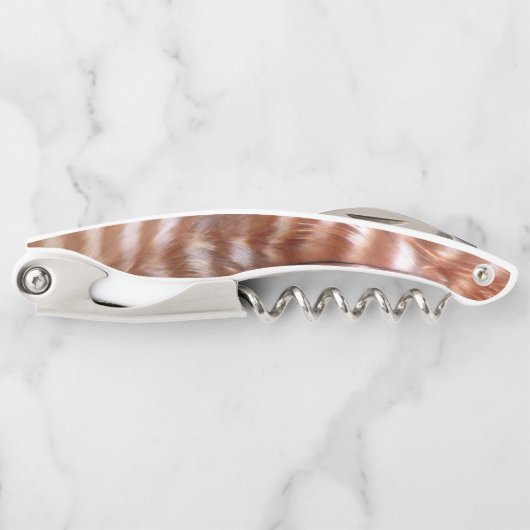 赤い猫背の鷹の羽のコルク ソムリエナイフ (正面)