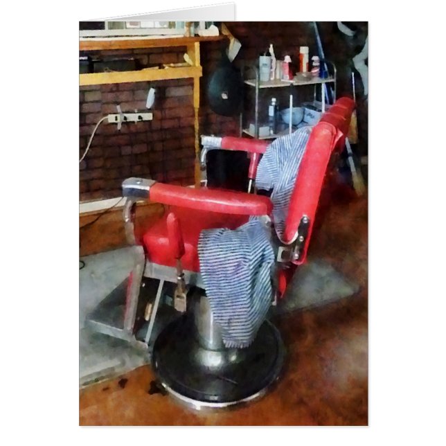 赤い理髪店の椅子 (正面)