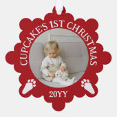 赤い白いウサギの前足がバニーの最初のクリスマスをプリント オーナメントカード (裏面)