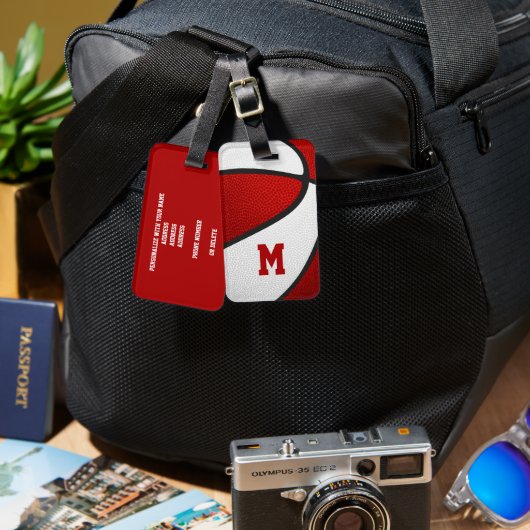 赤い白いチームカラーズモノグラムバスケットボール ラゲッジタグ (正面&裏面)