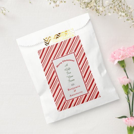 赤い白い陽気なクリスマスの好意をパーソナライズ フェイバーバッグ (封をした状態)