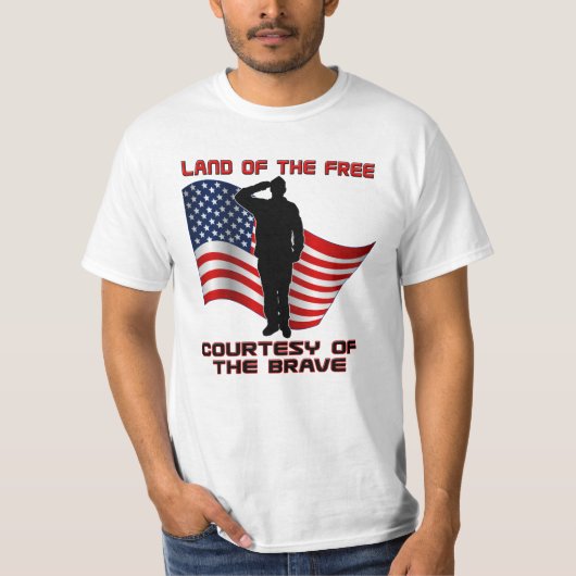 赤い白くおよび青のユニークな退役軍人および旗のTシャツ Tシャツ (正面)