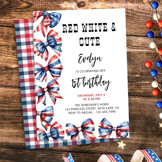 赤い白と可愛い弓任意の年齢子供の誕生日 招待状