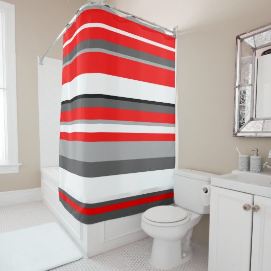 赤い白と灰色のストライプ シャワーカーテン (インサイチュ)