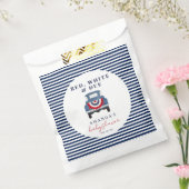 赤い白と青の赤ちゃんシャワーのお願い フェイバーバッグ (封をした状態)