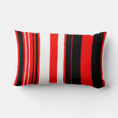 赤い白と黒のストライプ ランバークッション (裏面)