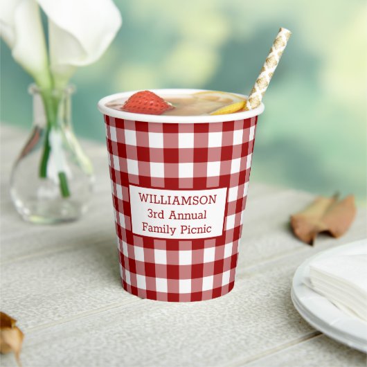 赤い白のバッファローあなたの名前を確認ファミリーピクニック 紙コップ (インサイチュ)