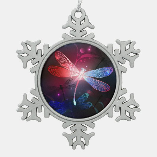 赤い白熱［赤熱］光を放つトンボ スノーフレークピューターオーナメント (正面)
