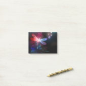 赤い白熱［赤熱］光を放つトンボ ポストイット (デスク上)