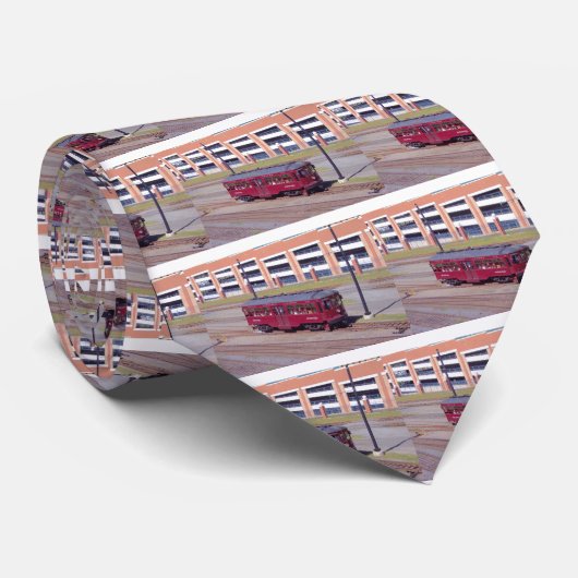 赤い矢はブリル車#76の首のタイを並べます ネクタイ (ロール)