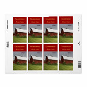 赤い納屋のワインのボトルラベル付きの国の風景 ラベル (フルシート)