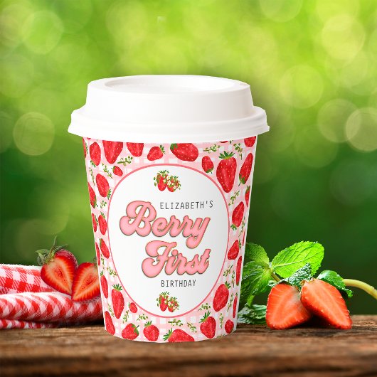 赤い素朴いちご柄ガールベリーファースト 紙コップ