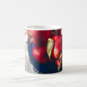 赤い素朴りんご、花、リボン コーヒーマグカップ (中央)