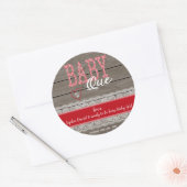 赤い素朴ギンガムウッドガールベビーシャワーBBQ ラウンドシール (封筒)