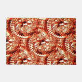 赤い素朴サンゴのロゼットを刻んだ反復 ドアマット (正面)