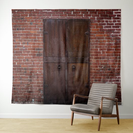 赤い素朴レンガの木のドアのパーティー背景を表示 タペストリー (インサイチュ(横))