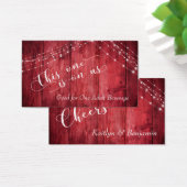 赤い素朴木材とライトの文字列、ドリンクチケット (デスク)