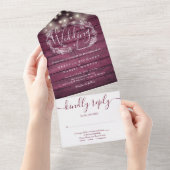 赤い素朴木材ストリングライトフローラの結婚数 オールインワン招待状 (貼ってはがせる)