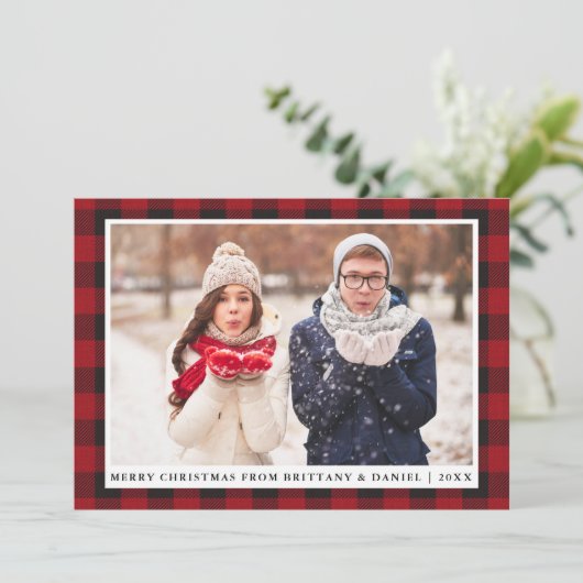 赤い素朴格子模様のメリークリスマスカップルの写真 シーズンカード (スタンド正面)