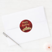 赤い絵筆と金の王冠の誕生日 ラウンドシール (封筒)