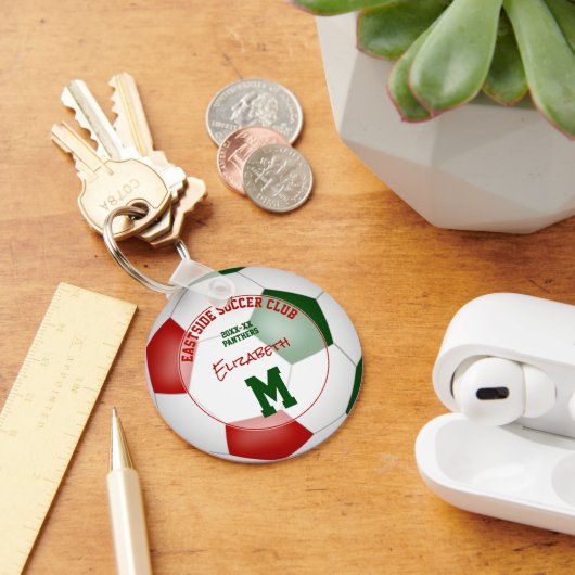 赤い緑のサッカークラブチームが色のスポーツ用品 キーホルダー (デスク)