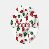 赤い緑のサッカーボールのアスリート名 メタルオーナメント (正面左)