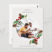 赤い緑のホリーベリーパインコーン新年の写真 ポストカード (正面/裏面)