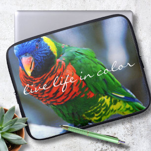 赤い緑のロリケート鳥の写真のライブライフの色 ラップトップスリーブ