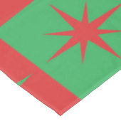 赤い緑の原子市松模様に的なクリスマススターバスト テーブルクロス (アングル)