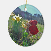 赤い翼の妖精と水仙 セラミックオーナメント (左)