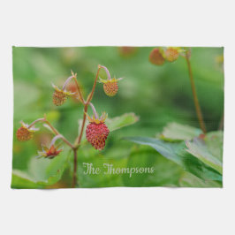 赤い育ち木のイチゴの名前と緑 キッチンタオル