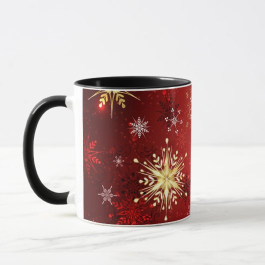 赤い背景にクリスマスゴールデンの雪片 マグカップ (左)