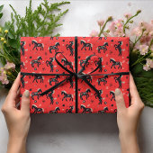 赤い背景にフローラオーナメントがある馬 ラッピングペーパー